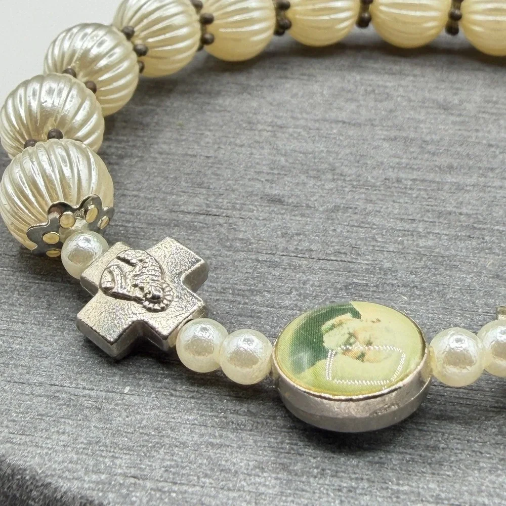 Catholic Devotional Cross Portrait Cream Faux Pearl Stretch Bracelet Religious